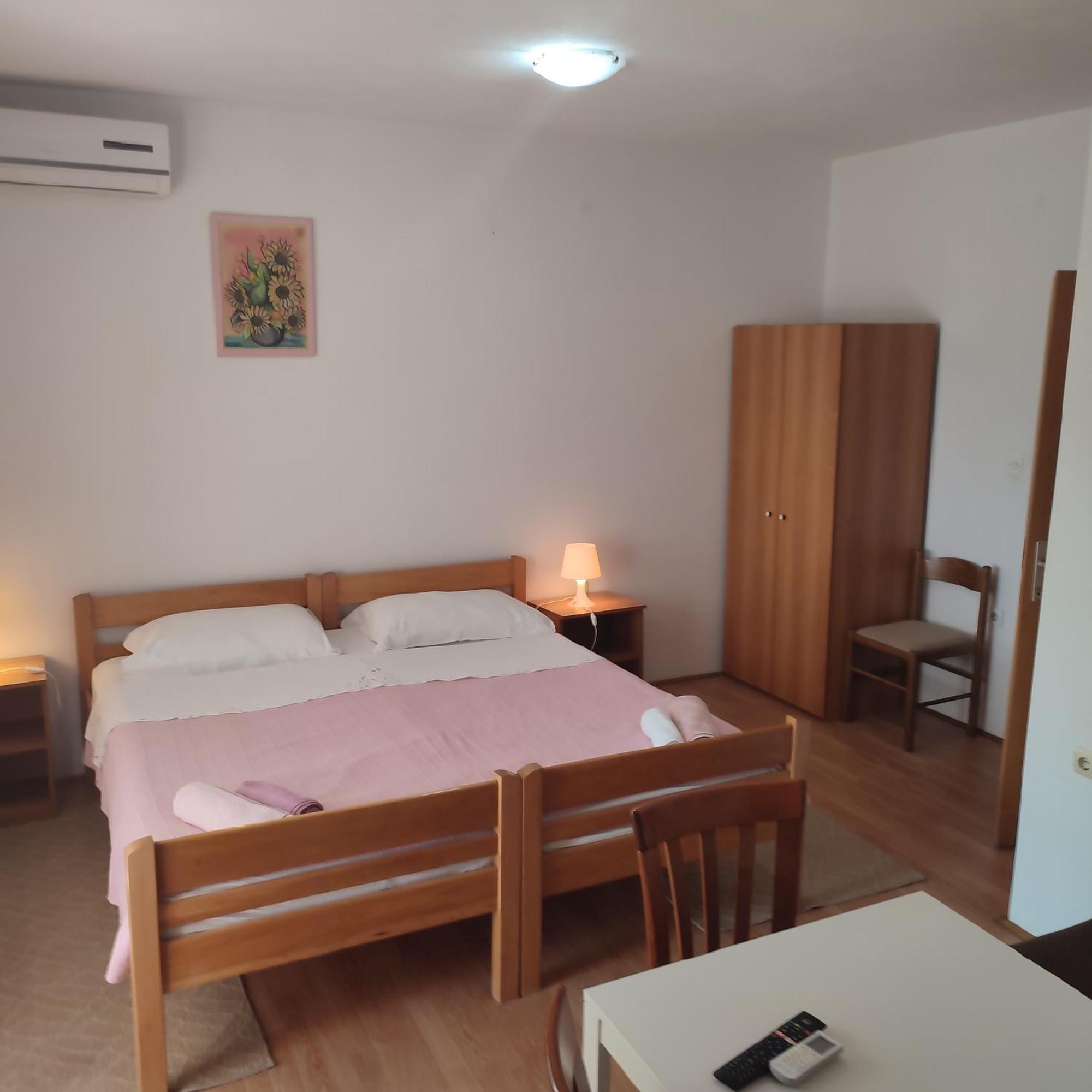 Apartmani Ledenko Kaštela Exterior foto
